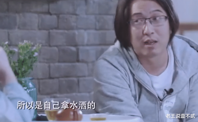 邢晗铭|《向往的生活》多被次批穿帮造假，替身做饭，导演10字说出真相！