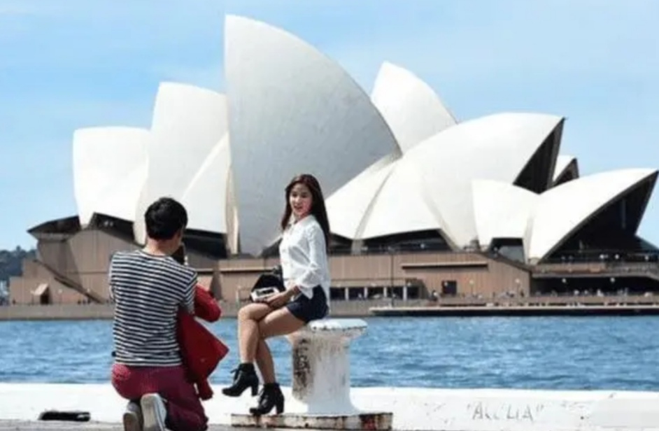 #澳大利亚#澳大利亚已经被这个画面吓瘫，要是中国全面禁止来澳旅行团怎么办