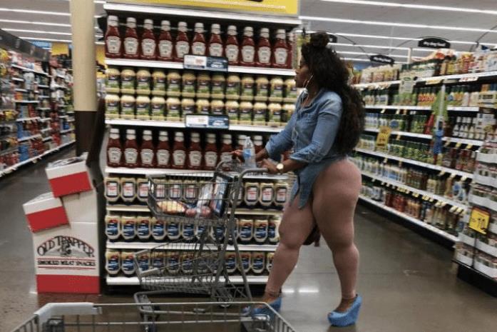 【4G】在女票电脑上发现一个 1.4G 的文件夹，点开后我崩了…