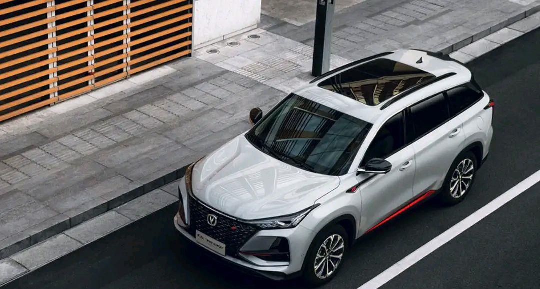 长安CS75|又一国产山寨车大获成功，上市2年零差评，30天狂甩28620辆