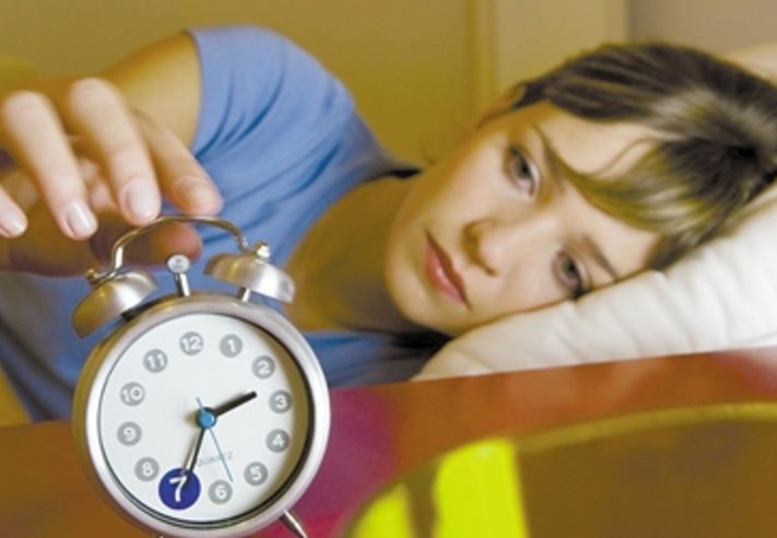 睡眠：经常睡到“半夜醒”？中医：半夜3个时间段睡醒，身体已堵死