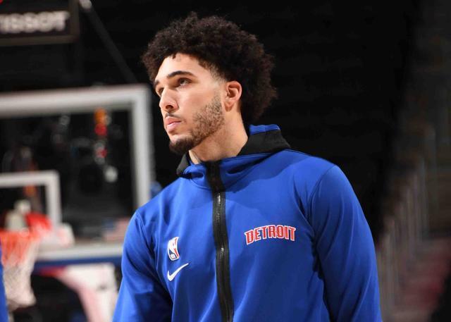 林书豪|一夜5笔签约！林书豪正式加入勇士下属发展联盟，芬森比斯利找到下家！