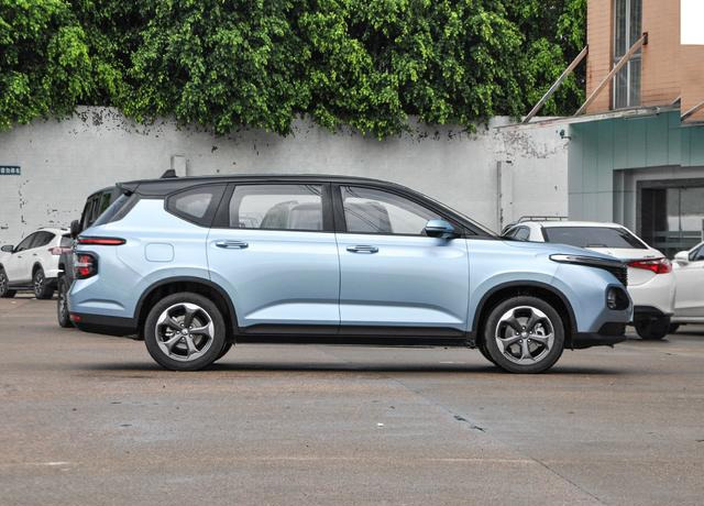 自动驾驶|最不该被冷落的“良心国产”，全系L2自动驾驶，不足8万起卖不动