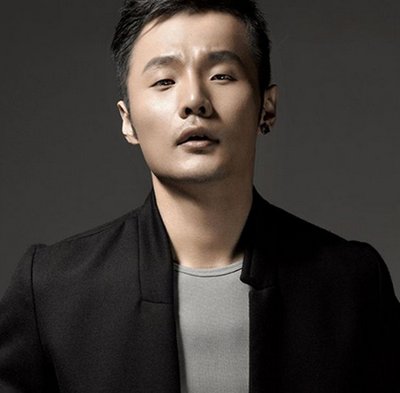 【许嵩】哪首歌歌词最少？许嵩8个字，李荣浩2个字，他1个字火遍全网