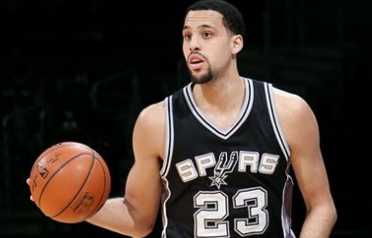 朱芳雨|朱芳雨重拳出击外援争夺战！拿出天价薪资收获NBA悍将，能接班阿联