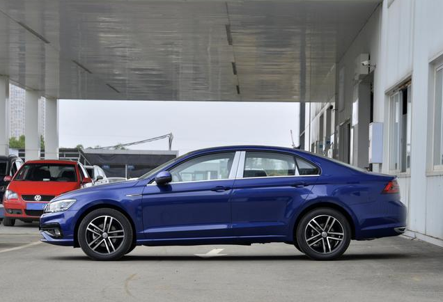 大众速腾|速腾和凌度相比，谁的性价比高？我更推荐速腾，有这几点原因