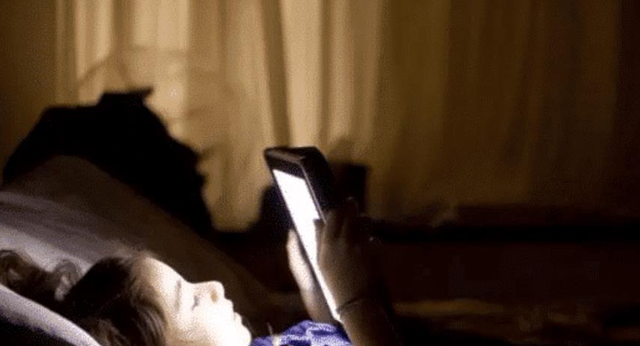 |常看“非法网站”的注意了！手机出现这几个现象时，你就该停手了！