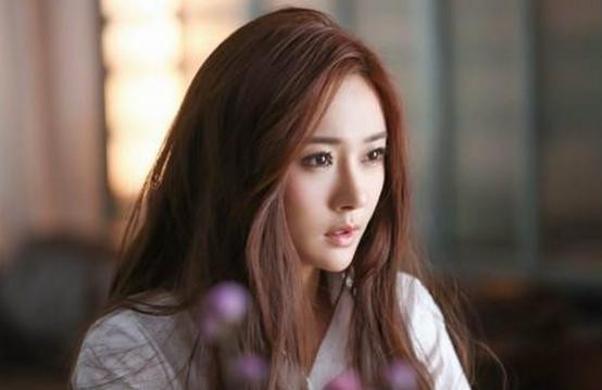 「陈冰」她背着丈夫参加好声音, 走红后称自己单身, 下台就与丈夫离婚