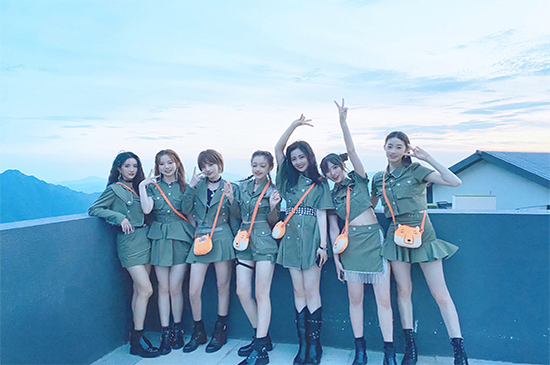 斯芬克斯x谜|两大新晋女团同发EP，销量却不尽人意，究竟怎样分歌词粉丝才满意