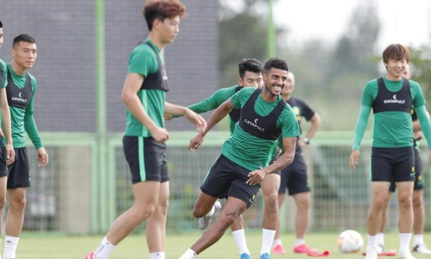 [归化球员]高度重视！日本媒体分析每一位国足归化球员，担心12强赛相遇