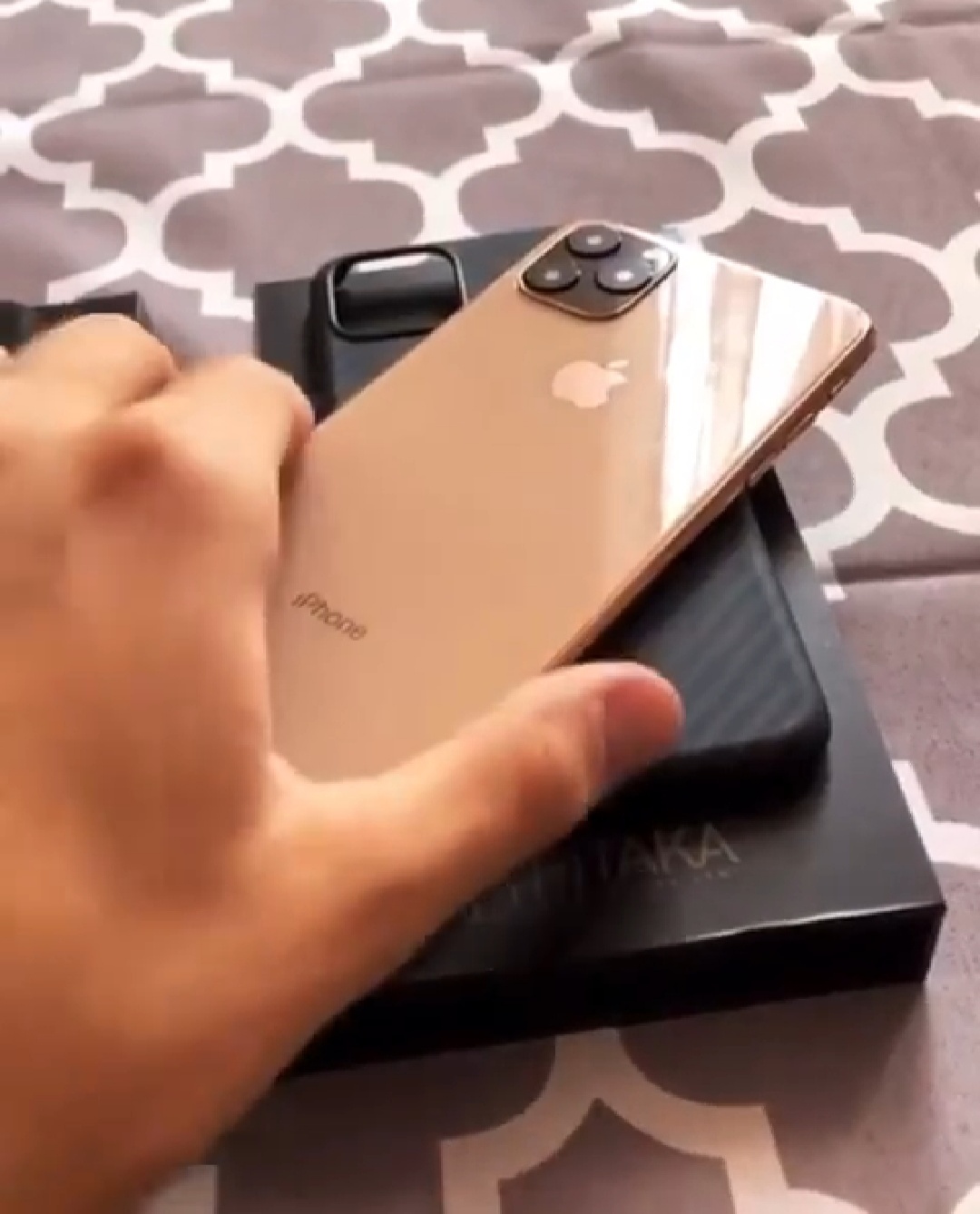 iphone11|库克爆发了，iPhone11一夜之间降至冰点价，终于等到了