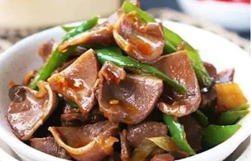 『肉皮』好吃不贵，爽口又下饭的家常菜，营养好吃有滋味，百吃不厌！