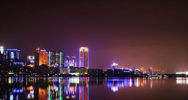 北上广深|全国最“干净”的4座城市，3座都在南方，而北上广深一个都没有