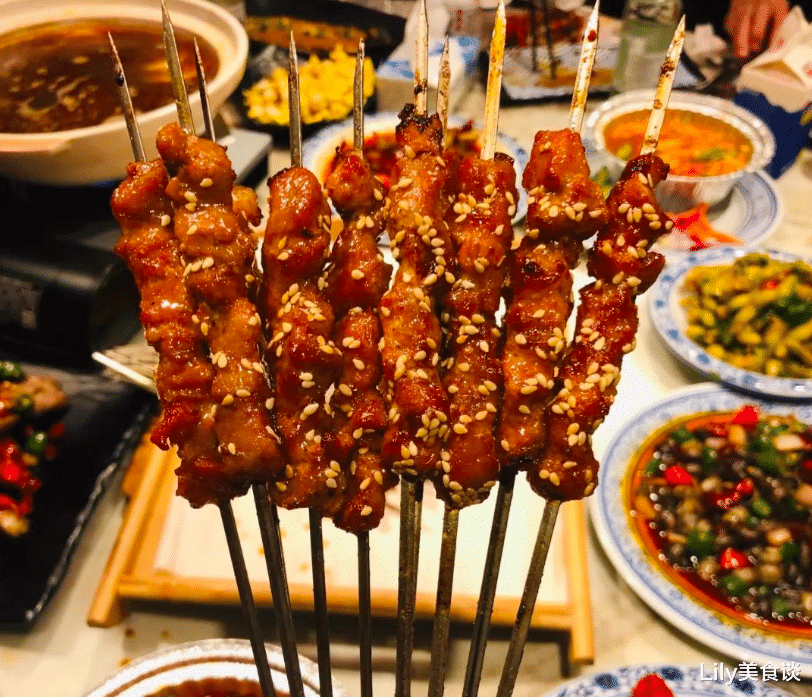 「」吃烧烤时，这5种食材放心吃，烧烤老板透露无法造假，懂行人必点