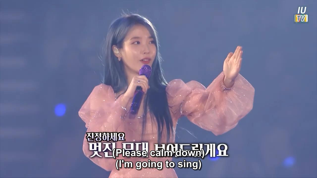 iu@IU成韩国首位使用360°舞台的SOLO女歌手,Uaena欢脱地停不下来咯!