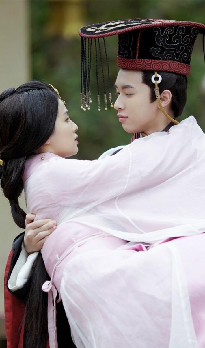 甄嬛|熬夜也要追的6部甜宠剧，全程撒糖不断，哪一部让你看了想恋爱？