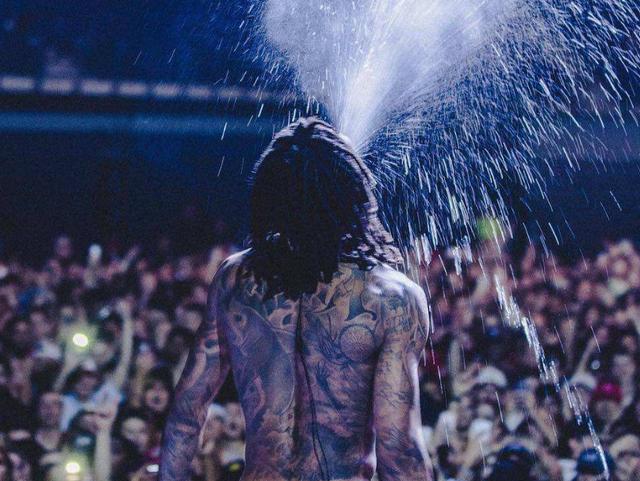 『保罗·沃克』全球说唱巨星,传言是下一代的狗爷,凭一首歌风靡全球