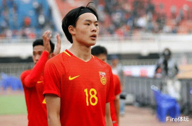 中超|6.4分！21岁国奥天才被严重高估！中超生涯至今39场1球继续沉沦