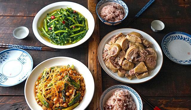 食材|老爸来我家，老公亲自下厨，简单三道菜全光盘，网友：汤哪去了