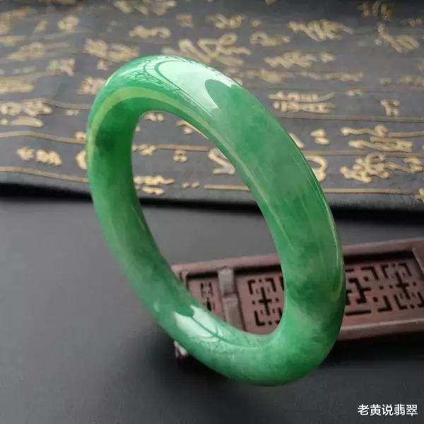 金刚菩提|翡翠的种类繁多，教你认识翡翠的“种”，以防被坑！