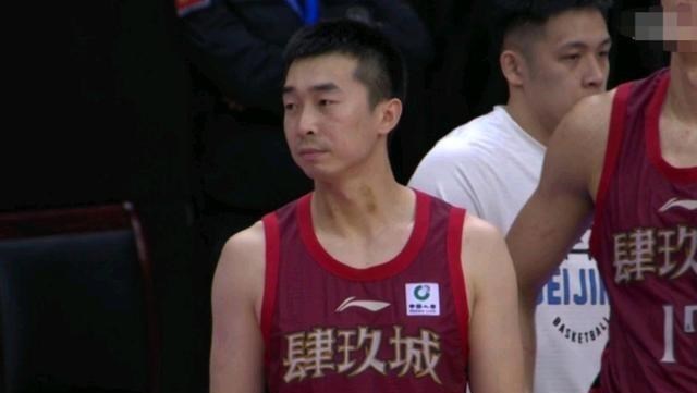 王骁辉|首钢恶汉被罚五万禁赛六场！五大媒体人联合炮轰，力挺之人被扒黑