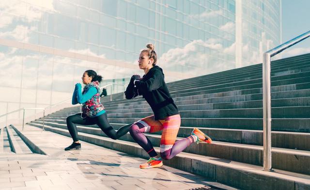 深蹲|最具争议的深蹲不能超过脚尖？史上最详细的深蹲解析