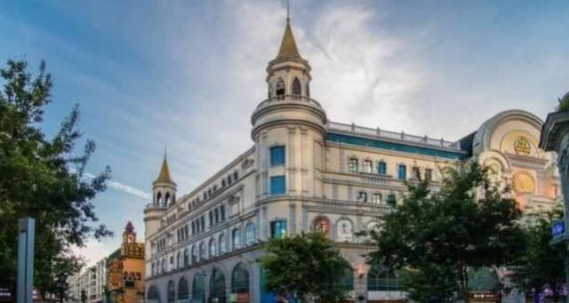 哈尔滨|我国最大的省会城市,拥有亚洲最大的步行街,欧洲风情特别浓厚