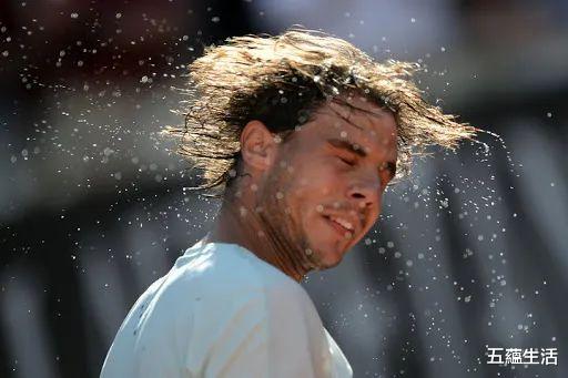「饮食」一到夏天汗直流？这是健康问题！多喝三种汤，让你不再做“汗人”