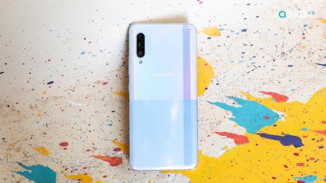 三星|三星A90跳水1800元，4500mAh+5G网络，能否再战！