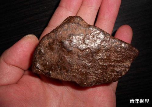 「陨石」太空中掉下来的“陨石”，捡到不上交会怎样？别怪没提醒你！