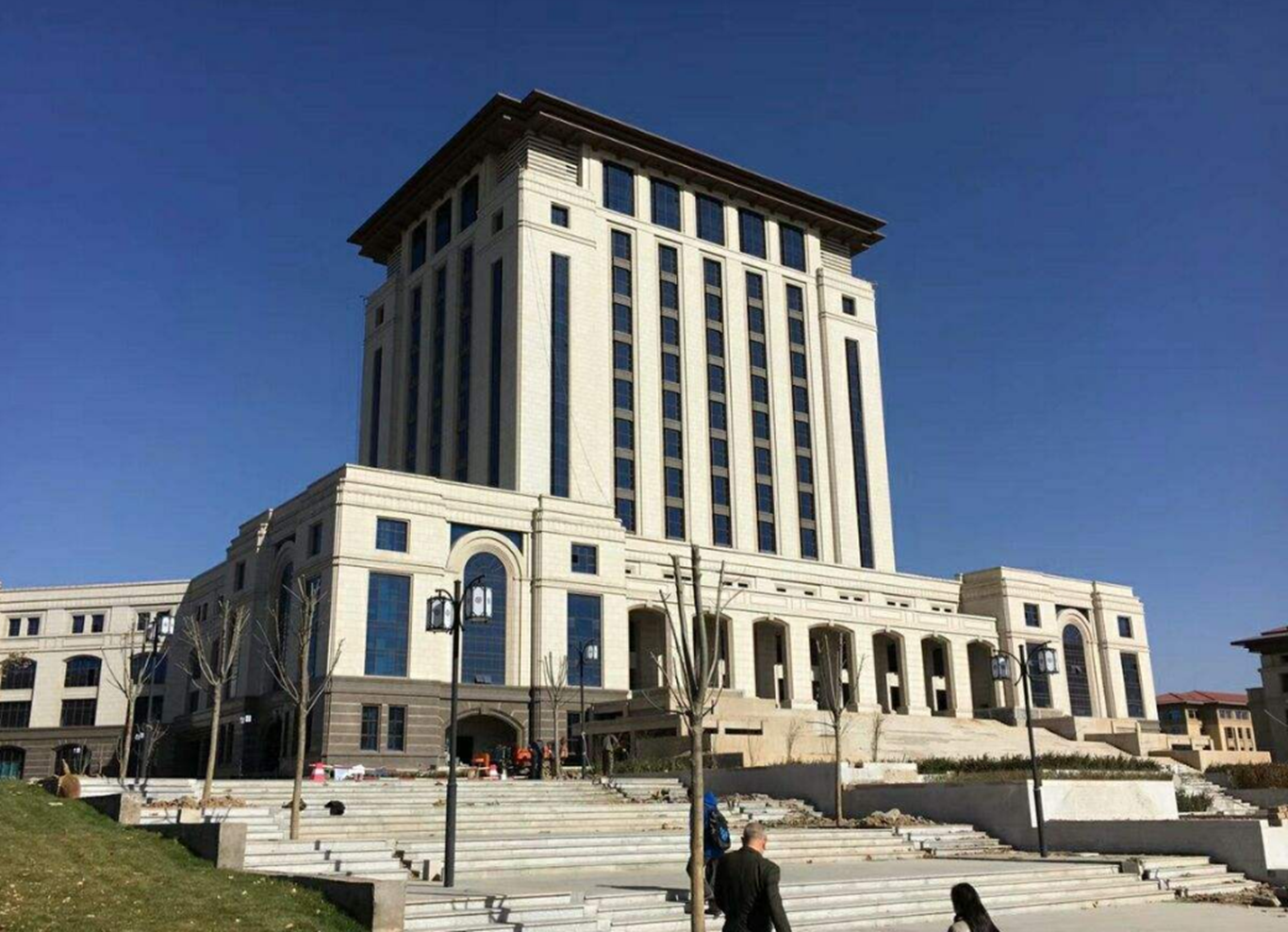 大学|这3所211大学常年被人吐槽，名气小实力差，录取分还偏高