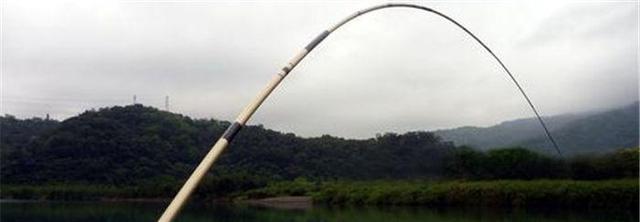 【】别以为切线就是中大鱼了，搞不明白原因，拉白条一样切线