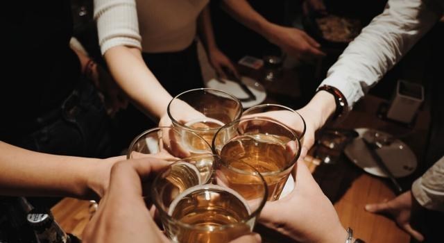 肝脏|女子2个月消瘦15斤,肝脏“烂如渔网”,医生:1个习惯害了她