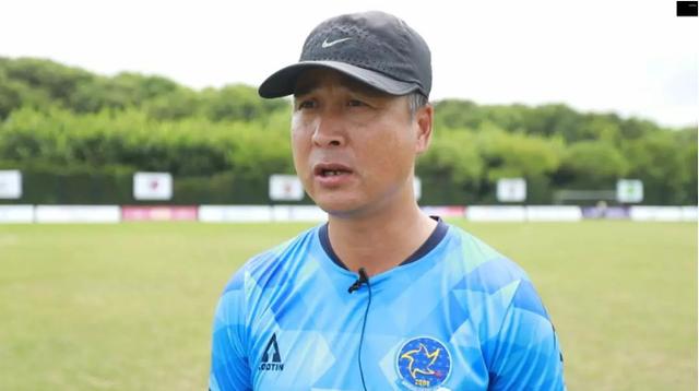 欧冠：曾因打假球而入狱！与谢晖+范志毅组成3巨头，出狱后继续足球事业