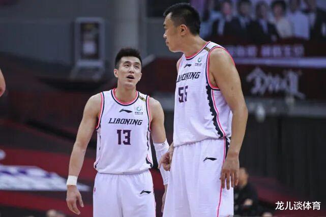 中国男篮|48分、35分！CBA载入史册一战诞生，苏群：这才是真正的中国男篮