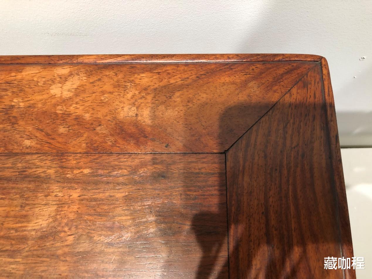 银行|一条腿断成三节，黄花梨梅纹炕桌37万成交