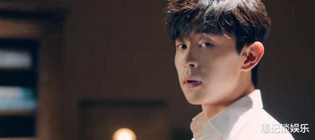 极限挑战@《极限挑战》第六季定档，官宣8位常驻MC，为何宣传片缺席两人？