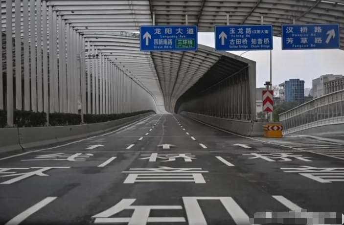 NASA@人类“隔离”后，地球空气变好！网友：是该反思生活方式了