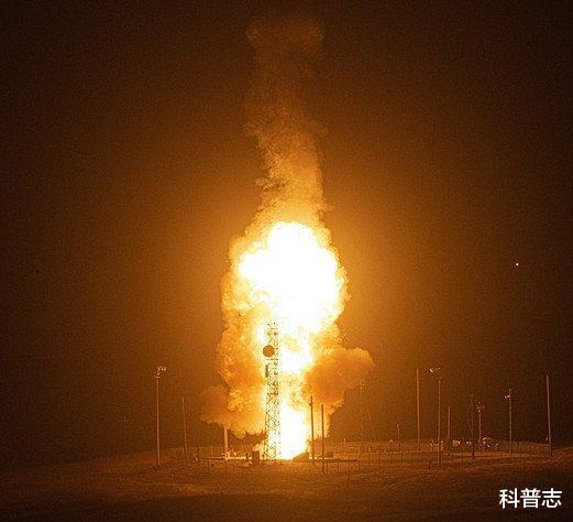 洲际导弹|凌晨，一枚洲际导弹突然发射，跨越半个太平洋，向全球发出警告？