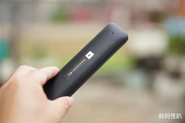 投影仪|峰米投影仪Vogue Pro：无线智能的高清大屏影院体验