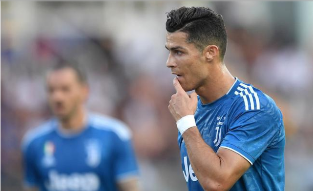 #郑恺#没有梅西竞争，几乎场均1球的C罗，在意甲为何夺金靴仍然很难？