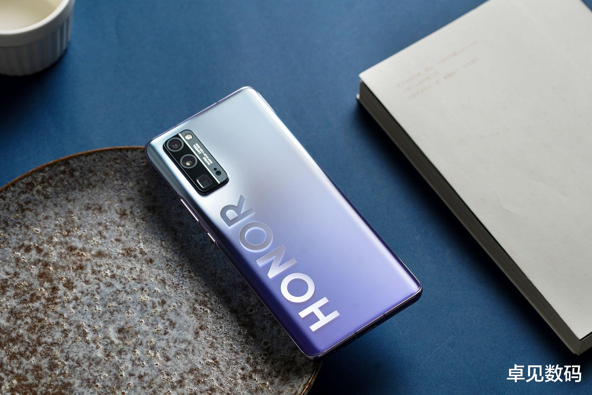 5G|麒麟990 5G终于跳水900元，8+256G太完美，不买太遗憾！