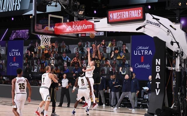 安东尼·戴维斯|湖人再胜掘金三亮点！浓眉刷爆4纪录，JR遭无视，隆多9助攻好淡定