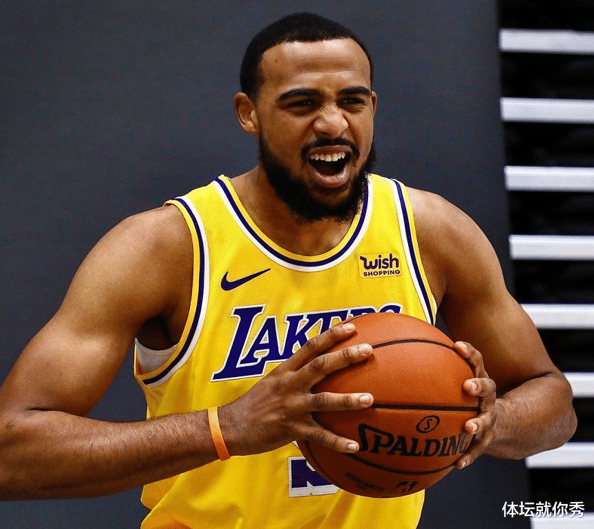 湖人队|3队哄抢！湖人小将成香饽饽，轰17+5+3+4打爆哈登，老詹怎肯放人