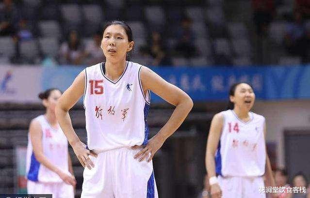 「陈楠」她是女篮第一中锋，生育之后仍临危为国出战，如今仍活跃在篮球界