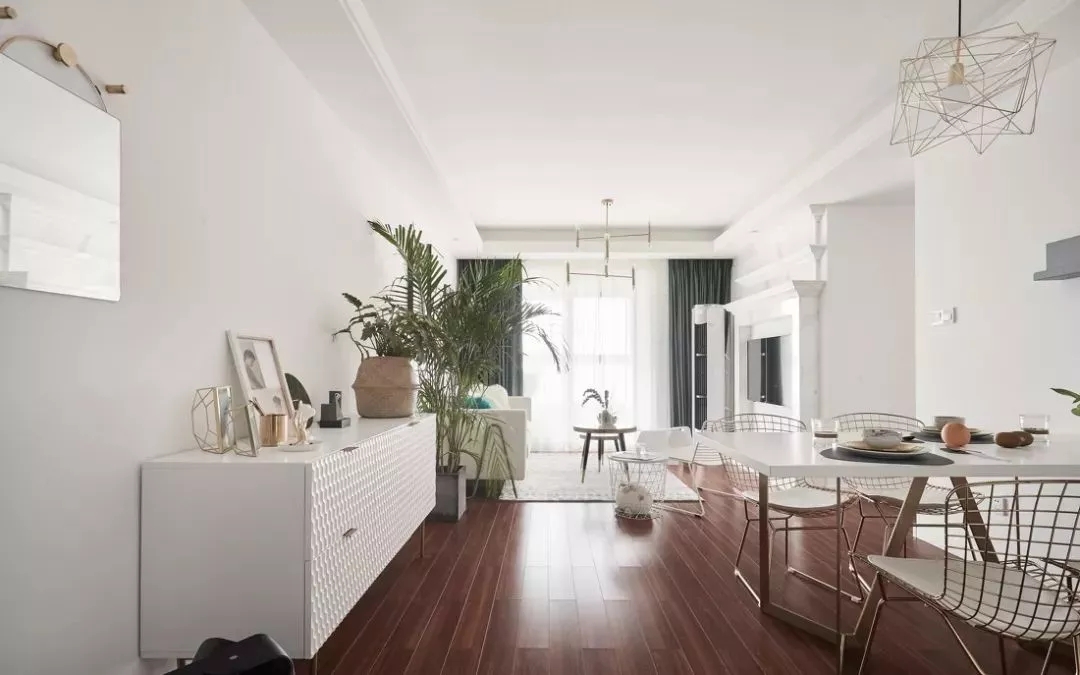 89平米北欧小三房，只刷大白墙，就能装得这么漂亮