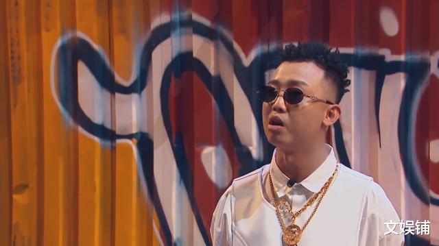 gai|《中国新说唱》GAI被选手围住险些动手，他的反应太像初中混混