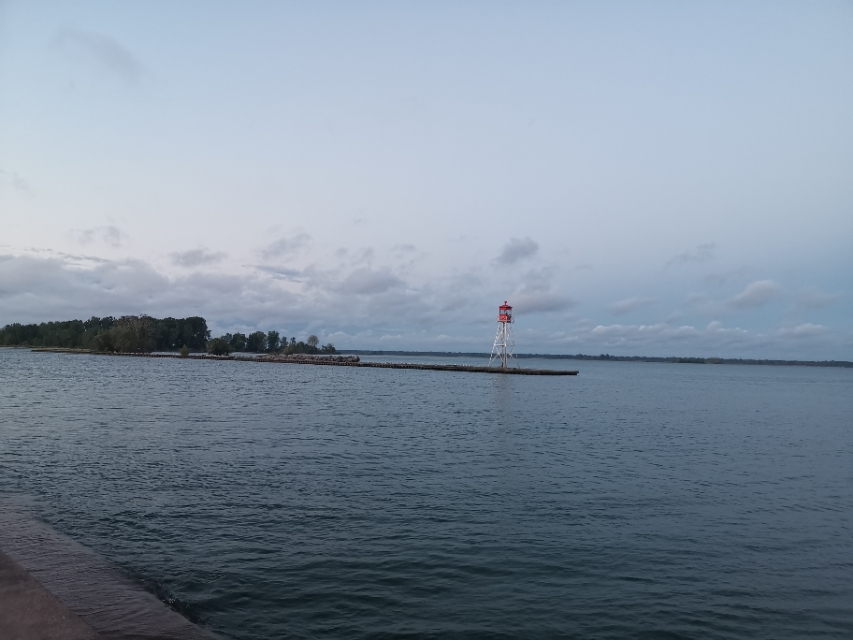 警察|加拿大的小镇生活（钓鱼）