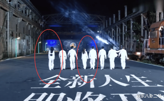 何炅■少了沈腾贾玲保驾护航，关晓彤在《奔跑吧》处境尴尬，几乎被无视