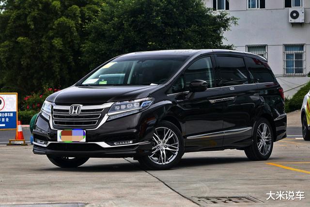 本田艾力绅|真正的本田“实力王”，重2吨高速稳，油耗5.9L，狂甩31630辆